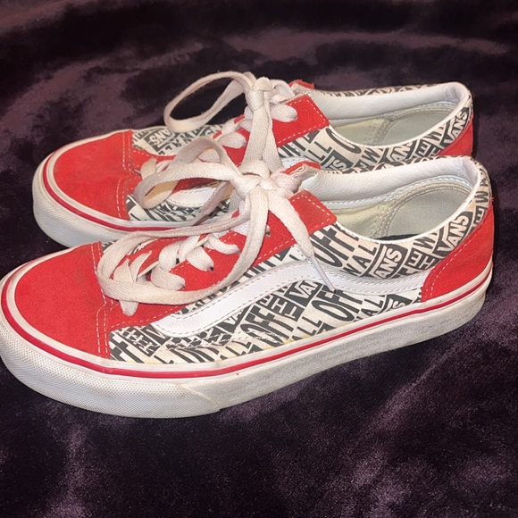 Vans Red and White Graphic Sneakers Womens 6.5‎ - Picture 2 of 4